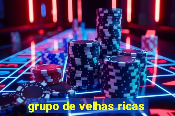 grupo de velhas ricas