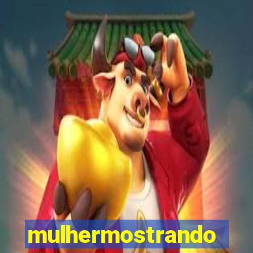 mulhermostrandoopeito